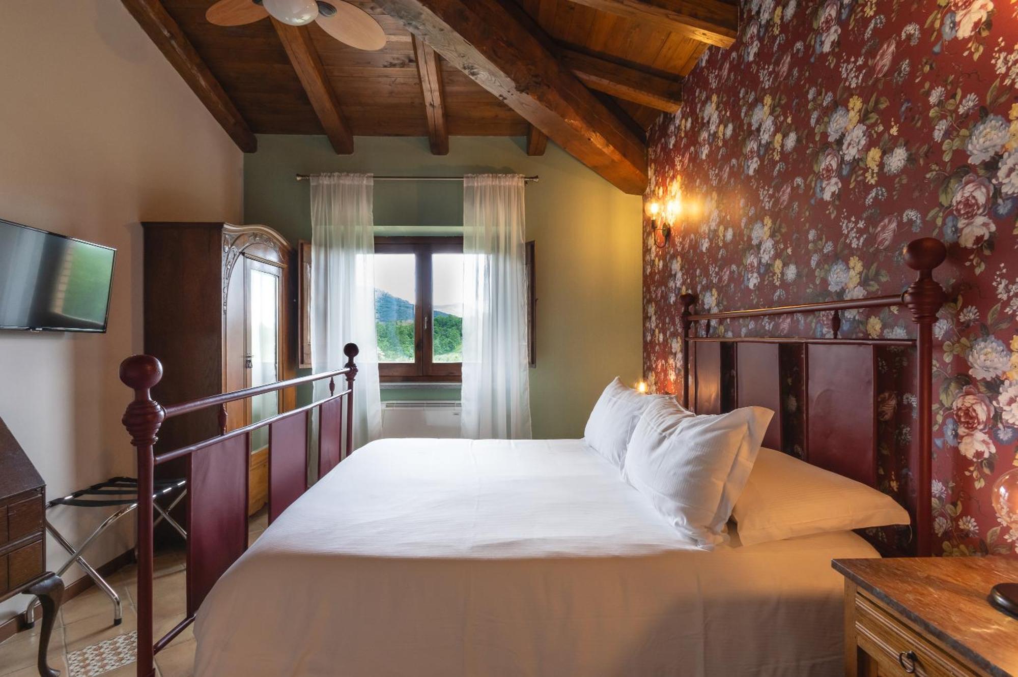 Casale Verdeluna Wine Resort Piglio Eksteriør billede