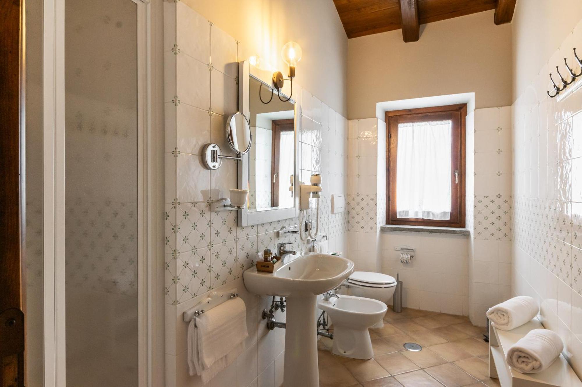 Casale Verdeluna Wine Resort Piglio Eksteriør billede